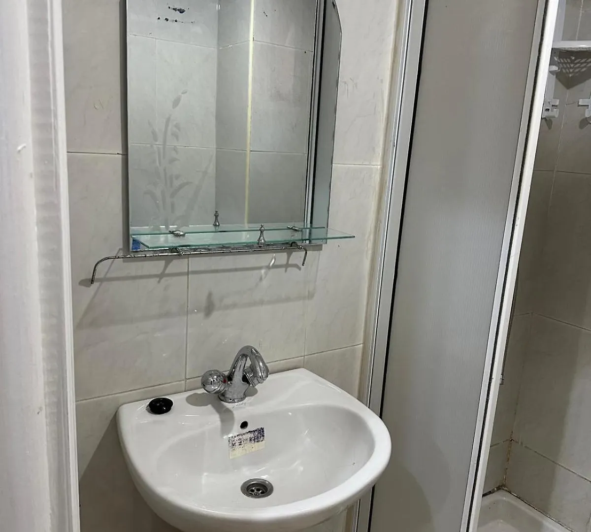 Apartment Le Familial Vous Attend A L'Hivernage Face Gare Ctm Marrakesh Morocco